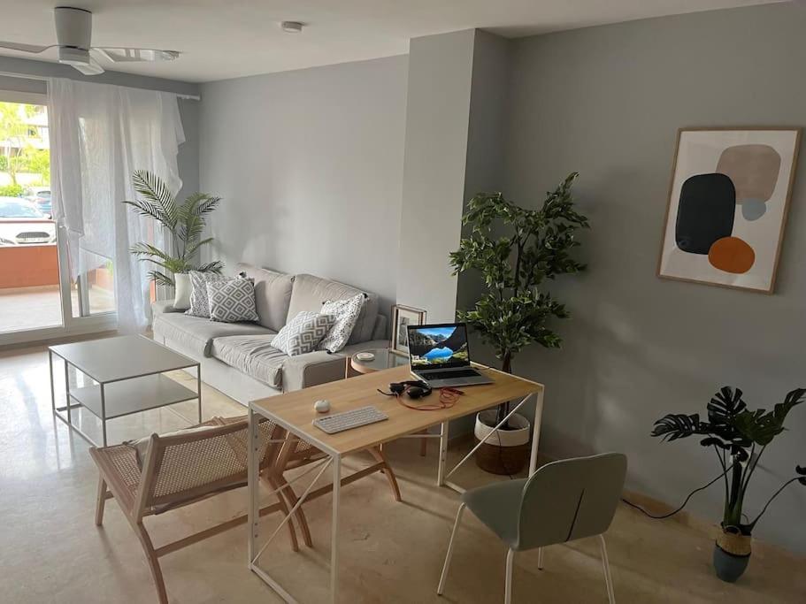 Sotogrande Paseo Del Mar - 10 Steps Away From The Beach 산 로케 외부 사진